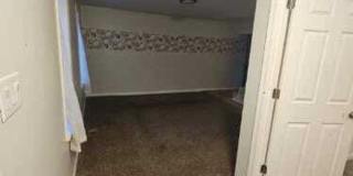 219 N Lawrence Street Gallery 7