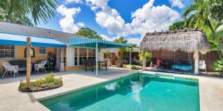 341 Nottingham Boulevard Gallery 1