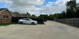 Spacious 4-Bed, 4.5-Bath Home in the Heart of the Baylor Bubble! Gallery 18