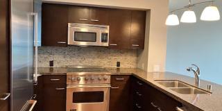 $4,400 – Allure Waikiki, partly furnished 2-Bdrm, 2-Bath, 1-parking Gallery 4