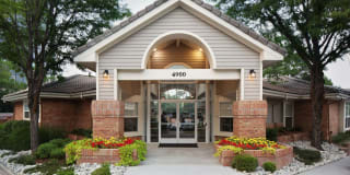 Carriage Place Gallery 25