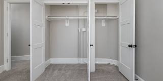 Elegant Renovation! HUGE 1 Bed 1 Bath Available Now! Gallery 29