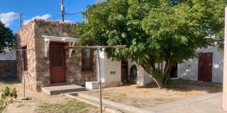 Beautiful central, fully remodeled guest house 1 bedroom - 1 bath Beautiful central, fully remodeled guest house 1 bedroom - 1 bath Gallery 1