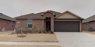 Spacious 4 Bedroom 2 Bath Home in Mustang School District Gallery 1