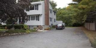 39 Loomis Street Gallery 13