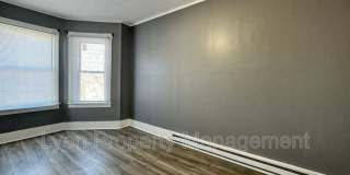 108 Winsor St Gallery 4