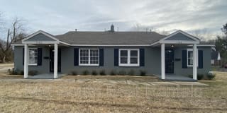 1382 S Cooper St Gallery 1