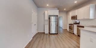 2435 East 7th Street Gallery 7