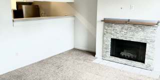 1 bedroom, 1 bathroom Condo with City View! Gallery 8