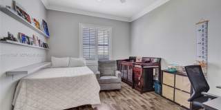 3950 W Hibiscus St Gallery 23