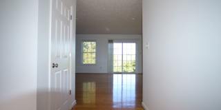 3 Bed/2 Bath. Master on Main. Close to shopping, US 460, and I-81 Gallery 4