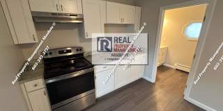Cozy 2 Bedroom Upstairs Unit Gallery 9
