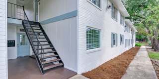 Charming 1-bedroom, 1-bath apartment located in the highly sought-after Rosewood area! - Apt 1 Gallery 6