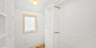 Charming 4BD, 5BA East Denver Home Near 9th & CO Gallery 21