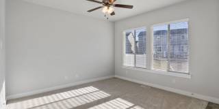219 West Silver Springs Drive Gallery 11