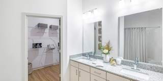 The Samford Glenn Gallery 44