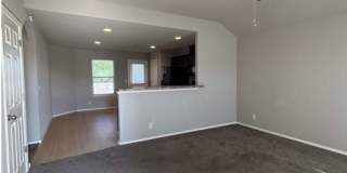 3/2 in Hickory Creek! Gallery 3