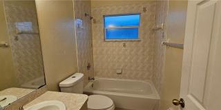 1628 SW Santa Barbara Place Gallery 15