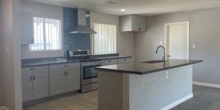 Updated 3-bed, 2-bath single-family home in a convenient Scottsdale location! Updated 3-bed, 2-bath single-family home in a convenient Scottsdale location! Gallery 5