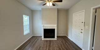 Recently renovated 1 bedroom 1 bath condo for rent in Riverwalk! Gallery 3