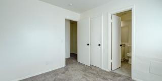 3 bedroom 2.5 bath - NW Highway and Rockwell Gallery 10