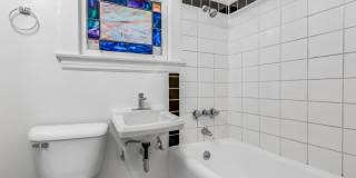 825 Pine Street Gallery 6