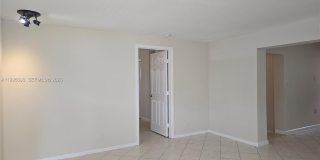 1723 Thomas St Gallery 7