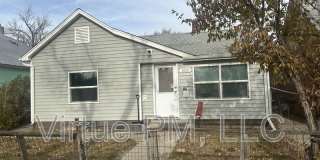 1105 3rd Street Gallery 1