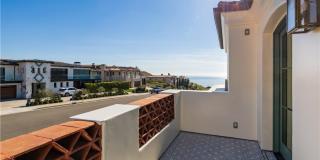 32009 Cape Point Drive Gallery 41