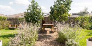 Fully Furnished 4B/2.5B in Far East Austin  (All Bills Paid) Gallery 1