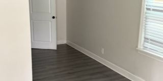 3 BR/1BA | Newly Renovated Cottage| Cove security system| Fully fenced backyard Gallery 10