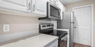 5027 Stratford Pine Lane Gallery 11