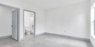 2360 Nw 14th St Gallery 10