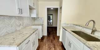 *MOVE IN SPECIAL* Beautiful 3-Bedroom/ 2 Bath REMODELED Home! Gallery 10