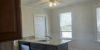 27 Maple Street Gallery 10