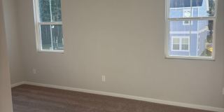 Beautiful 4BR 3 BA Home w/ Loft + Patio + View in Little River Gallery 9