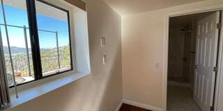 Gorgeous 5 Bed House - Amazing View! Gallery 36