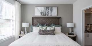 The Dylan at Grayson Gallery 31