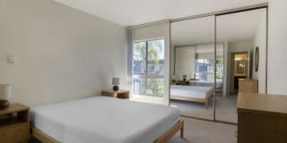 eaves Seal Beach Gallery 15