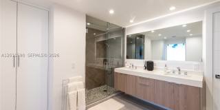 3801 Collins Ave Gallery 19