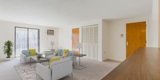 Town and Country Gallery 7