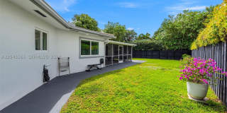 1724 71st St Gallery 21