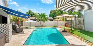 12842 Meadowbend Drive Gallery 12