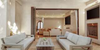 Beverly Hills Luxury Villa with Resort-Style Pool & Spa Beverly Hills Luxury Villa with Resort-Style Pool & Spa Gallery 11