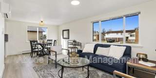 138 Glenda Drive Gallery 2