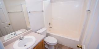 Beautiful Patio Home! 3 Bedrooms, 2 Bath, Split Floor Plan, Central A/C with 2 Car Garage Gallery 1