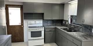 3 Bed Eureka Home With Large Fenced Yard, Deck & Views Of The Bay! Small Pets Considered Gallery 5