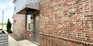 1701 W Deane Street Gallery 2
