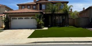 Ideal Layout! 4 Bedroom Home with Main Floor Bed/Bath & Open Loft Gallery 1