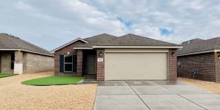 PRE-LEASING FOR JUNE! 3/2/2 located in Wolfforth Gallery 1
